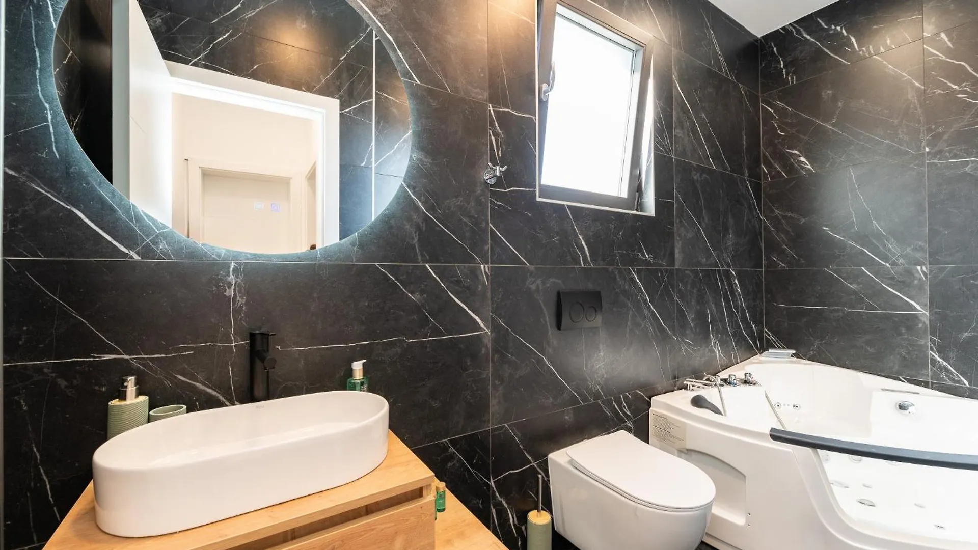 New! Luxury Villa Golden Hour Near The Beach With Heated Pool And Sauna - Ta Leut Agency Privlaka