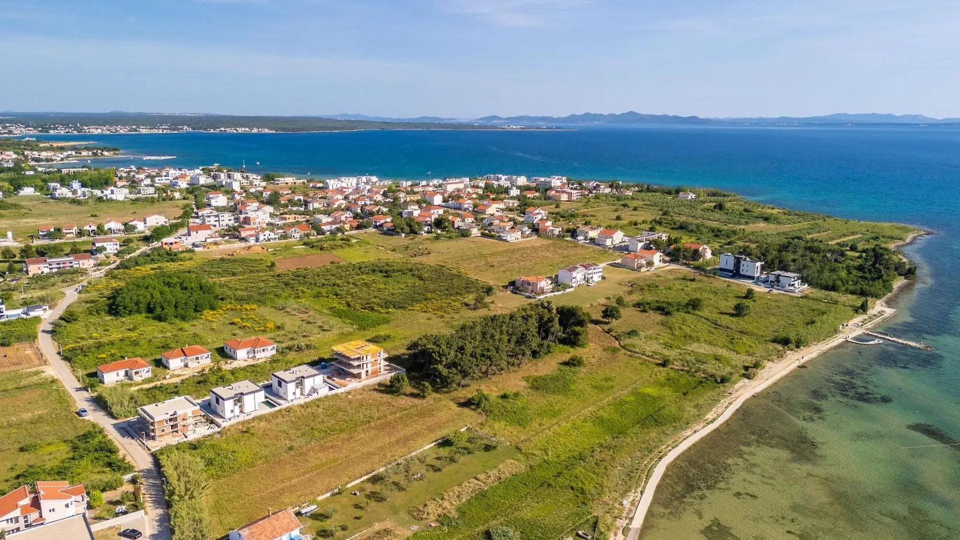 New! Luxury Villa Golden Hour Near The Beach With Heated Pool And Sauna - Ta Leut Agency Privlaka