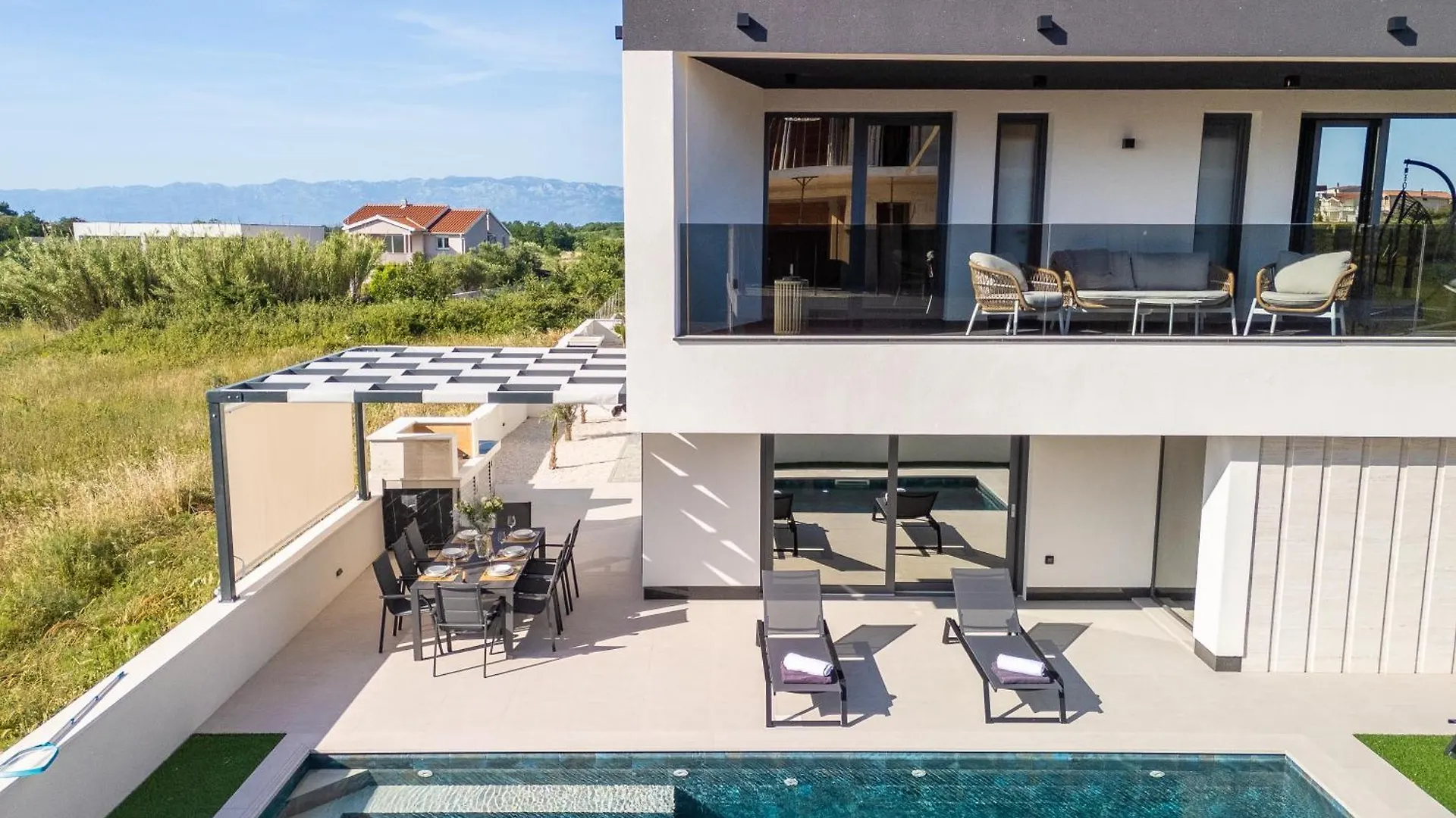 New! Luxury Villa Golden Hour Near The Beach With Heated Pool And Sauna - Ta Leut Agency Privlaka